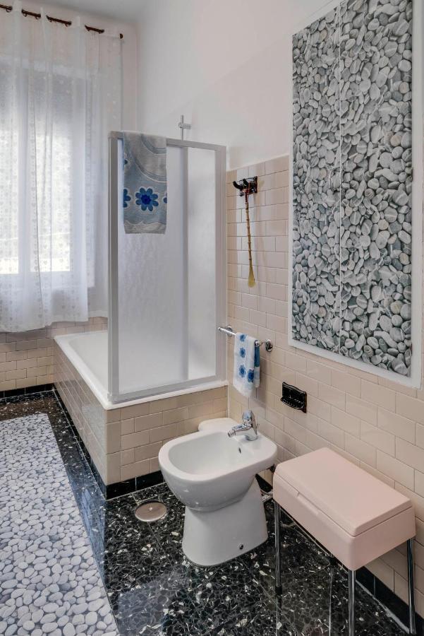 Caronno Pertusella Sentirsi A Casa, Lontano Da Casa-Feel At Home Away From Home מראה חיצוני תמונה