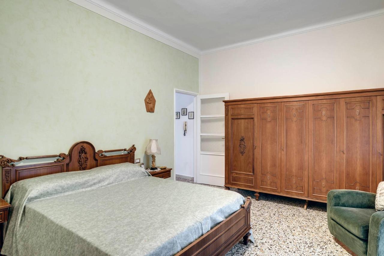 Caronno Pertusella Sentirsi A Casa, Lontano Da Casa-Feel At Home Away From Home מראה חיצוני תמונה