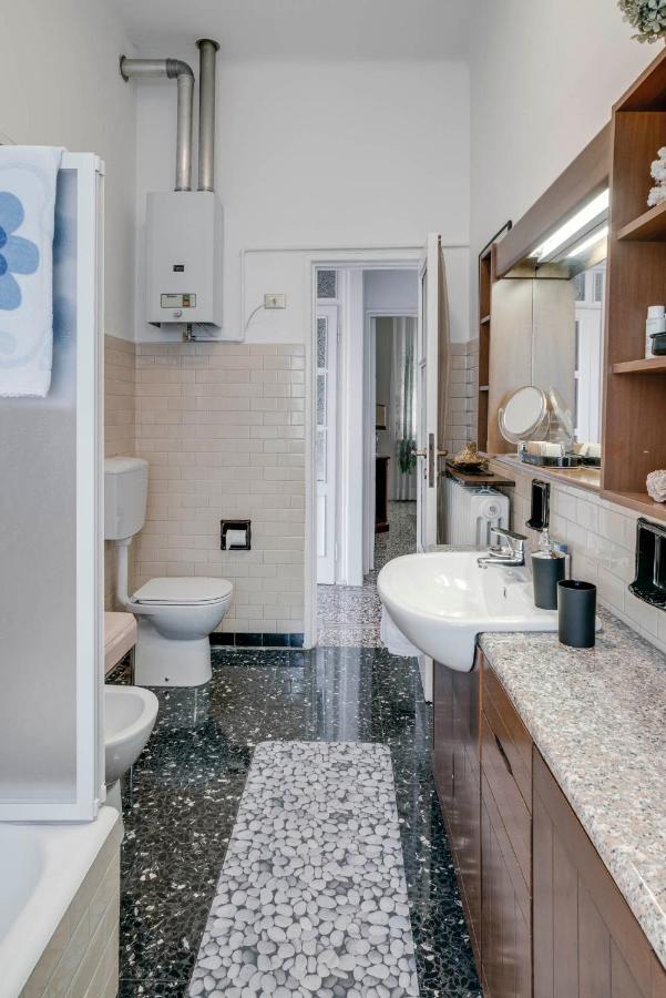 Caronno Pertusella Sentirsi A Casa, Lontano Da Casa-Feel At Home Away From Home מראה חיצוני תמונה